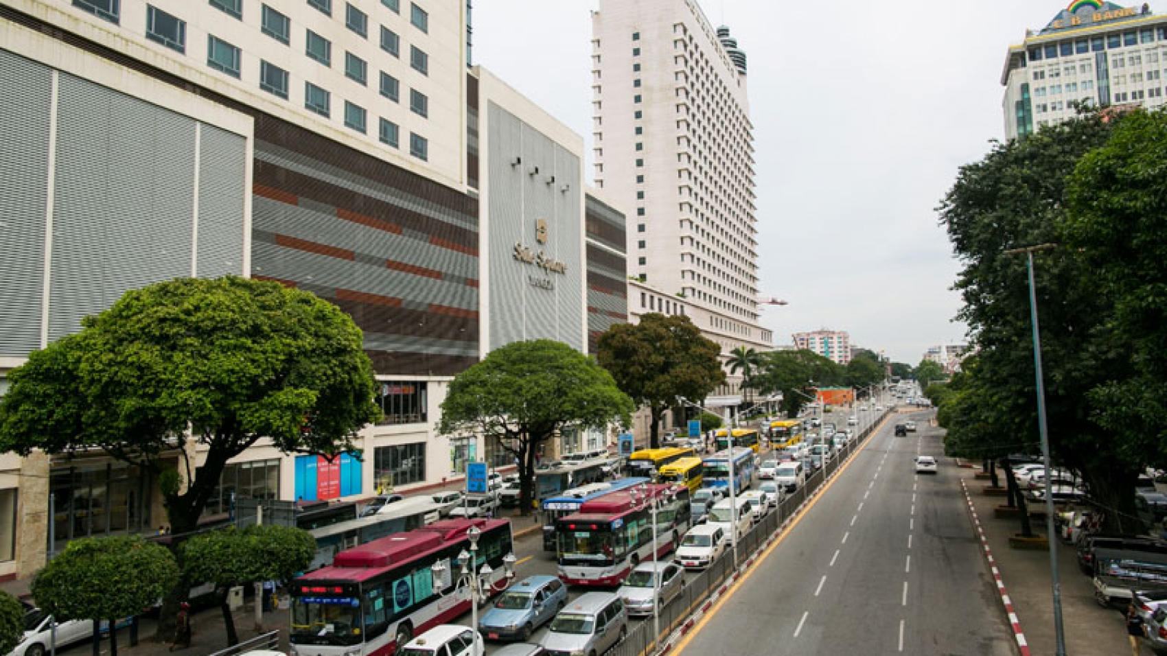 sule-road-in-central-yangon